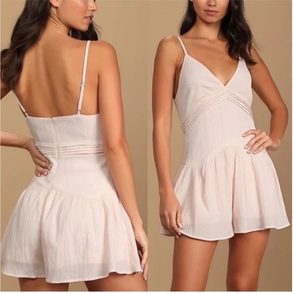 Lulus Pants - Lulus Pale Pink Flowy Romper in Large